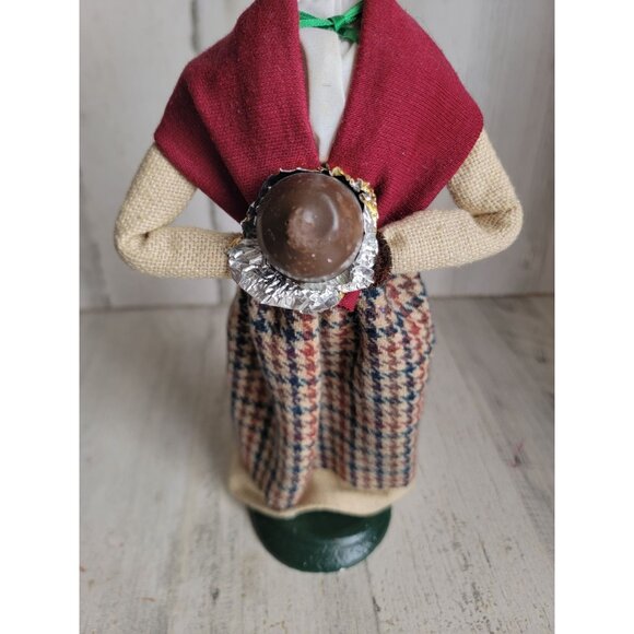 Byers choice Miss cratchit plum pudding caroler Xmas figure decor - Picture 2 of 9